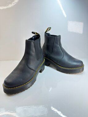 Dr. Martens Women’s Leather Platform Chelsea Boots – US 6 / EU 37